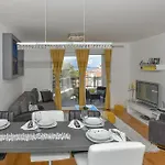 In With Wifi Makarska