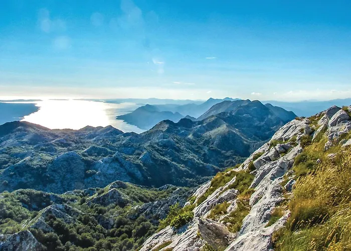 Apartman 1 Bedroom Beautiful In Makarska